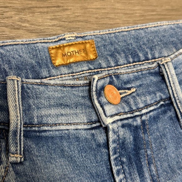 MOTHER The Kick It Jeans in Scenic Route Straight Leg High Rise 32" Inseam Sz 28 - Picture 6 of 13